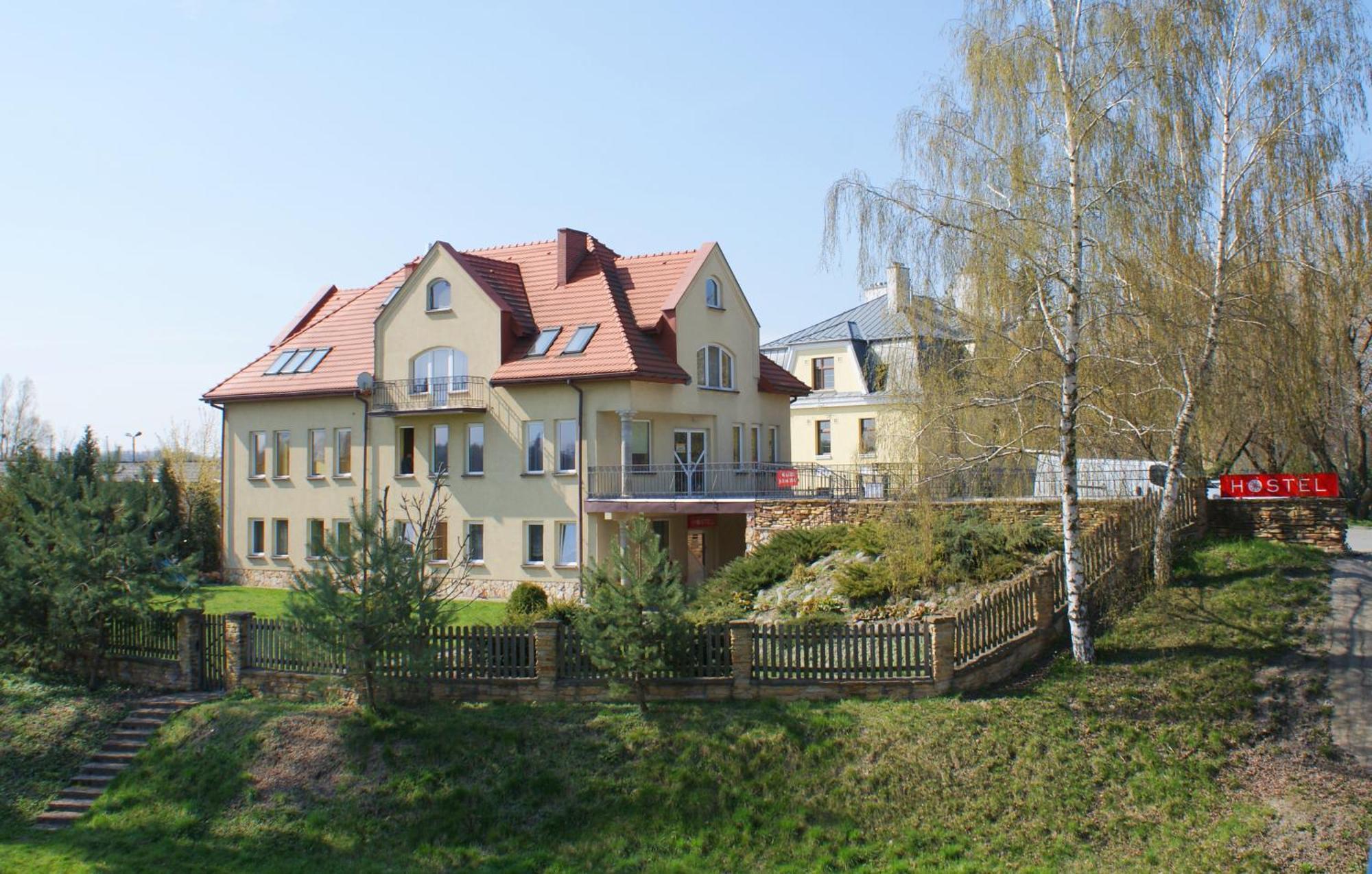 Hostel Zamosc - Pokoje Goscinne - Bezplatny Parking Exterior foto